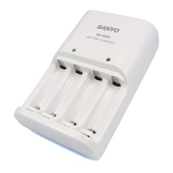 Ładowarka Sanyo Eneloop MQN04-E-4